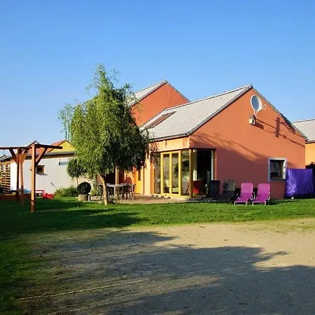 布克苏森度假村 3* Lomnice nad Lužnicí